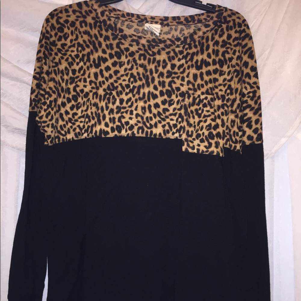 VS PINK long sleeve tee
